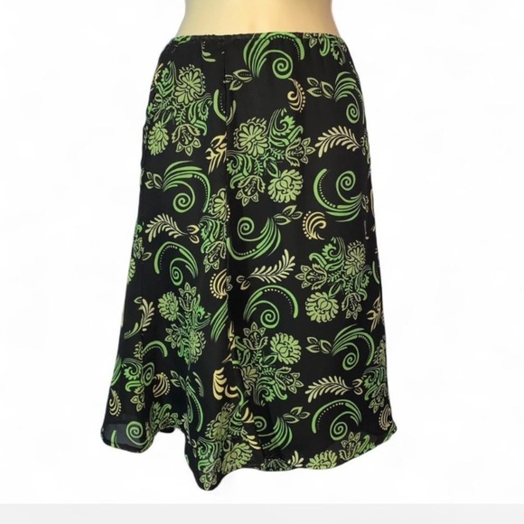 Floral Green dark brown floral scroll knee length fit flare Skirt size 10 Y2K - Picture 1 of 4